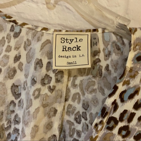 NEW Leopard Wrap Top - Picture 5 of 15